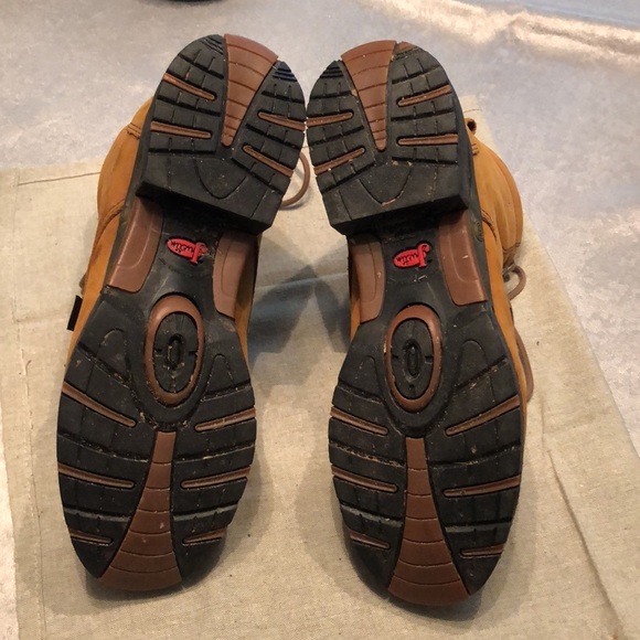 Justin Boots - Picture 6 of 7